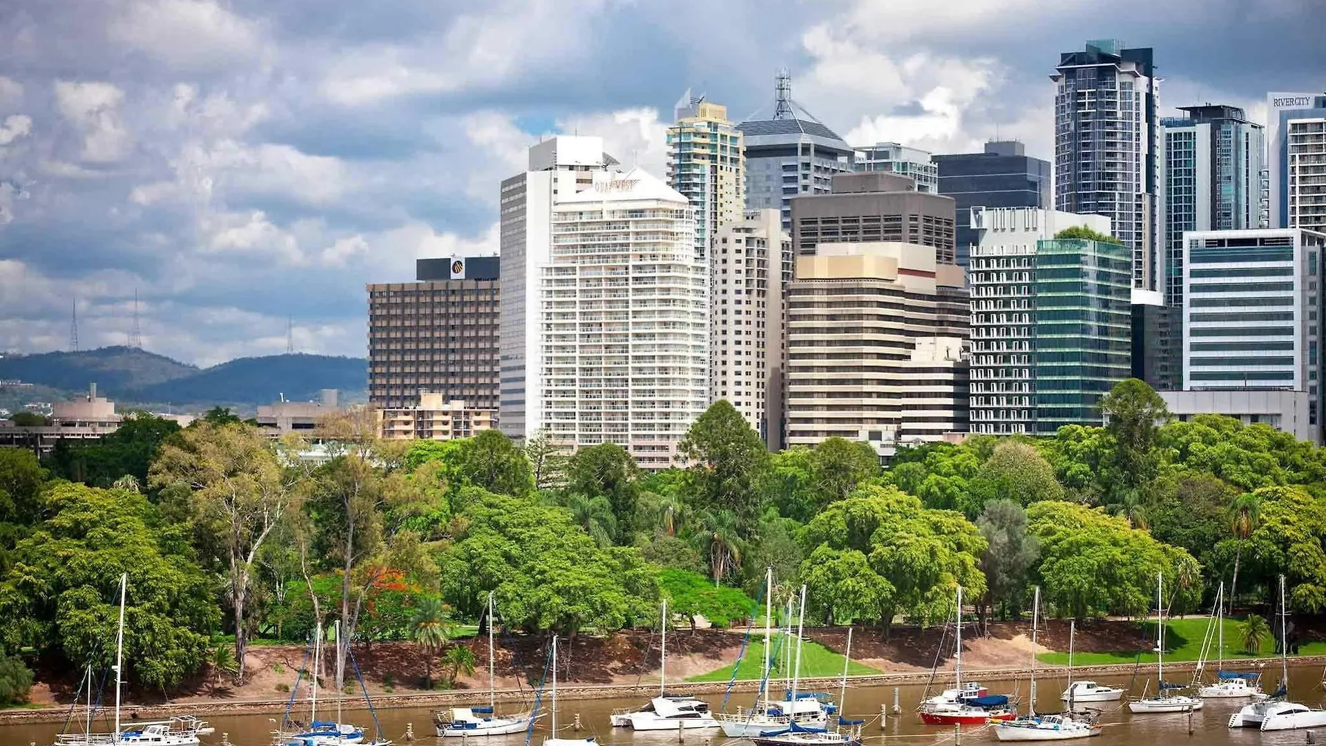 Voco Brisbane City Centre By Ihg Hotel